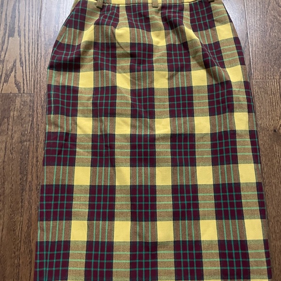 Aritzia The Leona Check Skirt - Picture 4 of 6
